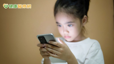 儿少社媒使用影响再+1　研究揭ADHD症状增！澳洲祭16岁以下禁用令有用吗？